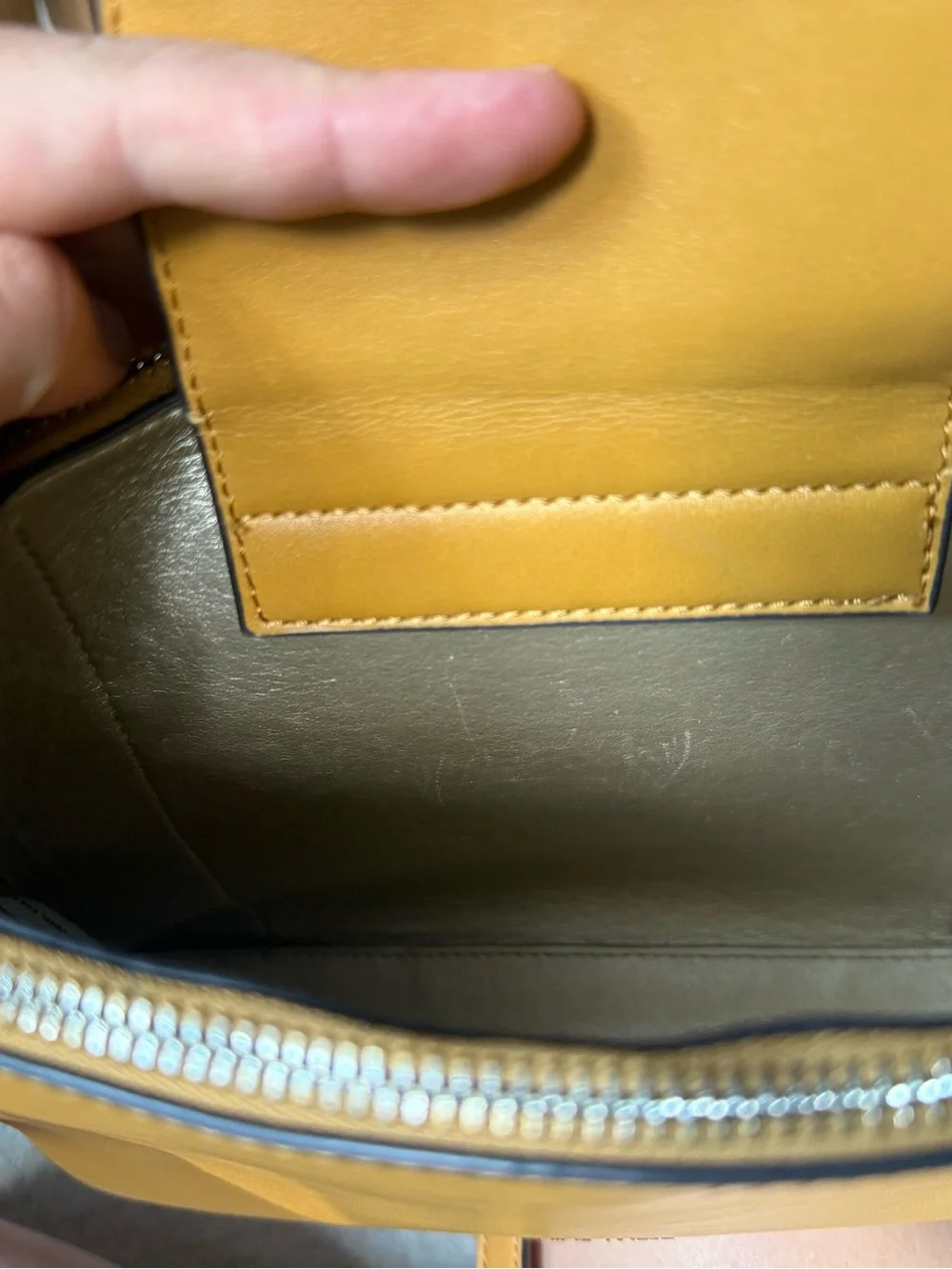 NINE WEST CROSSBODY